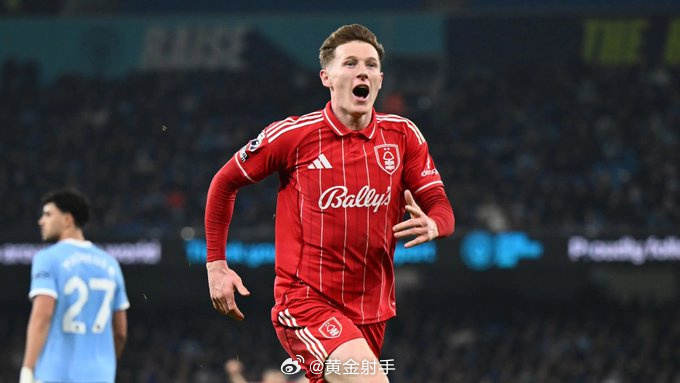 曼联全力争夺森林中场安德森 面对曼城激烈竞争