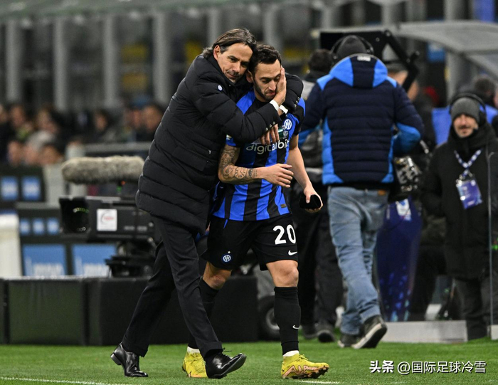 国米逆转取胜齐沃战术应变成关键